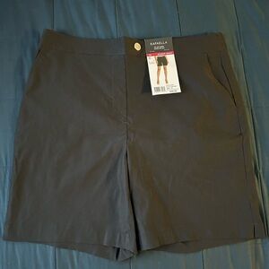 Rafaella Women’s Stretch Bermuda Black Shorts Size 14